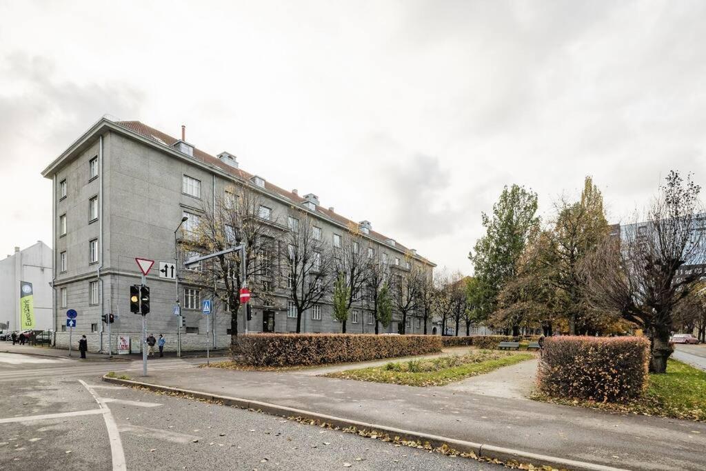 Apartment Elegant Near Old Town Tallinn